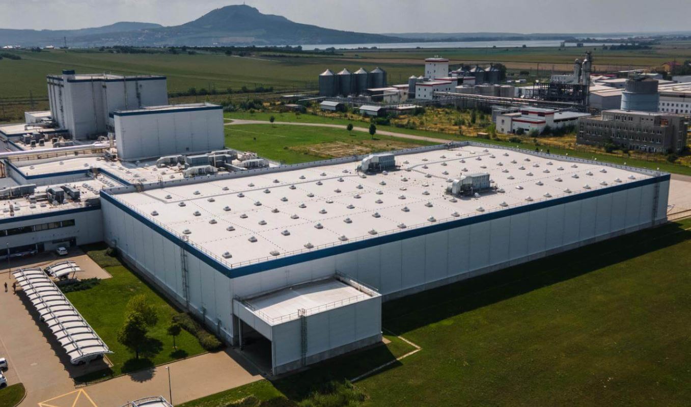 opláštění průmyslových budov a hal se sendvičovými panely