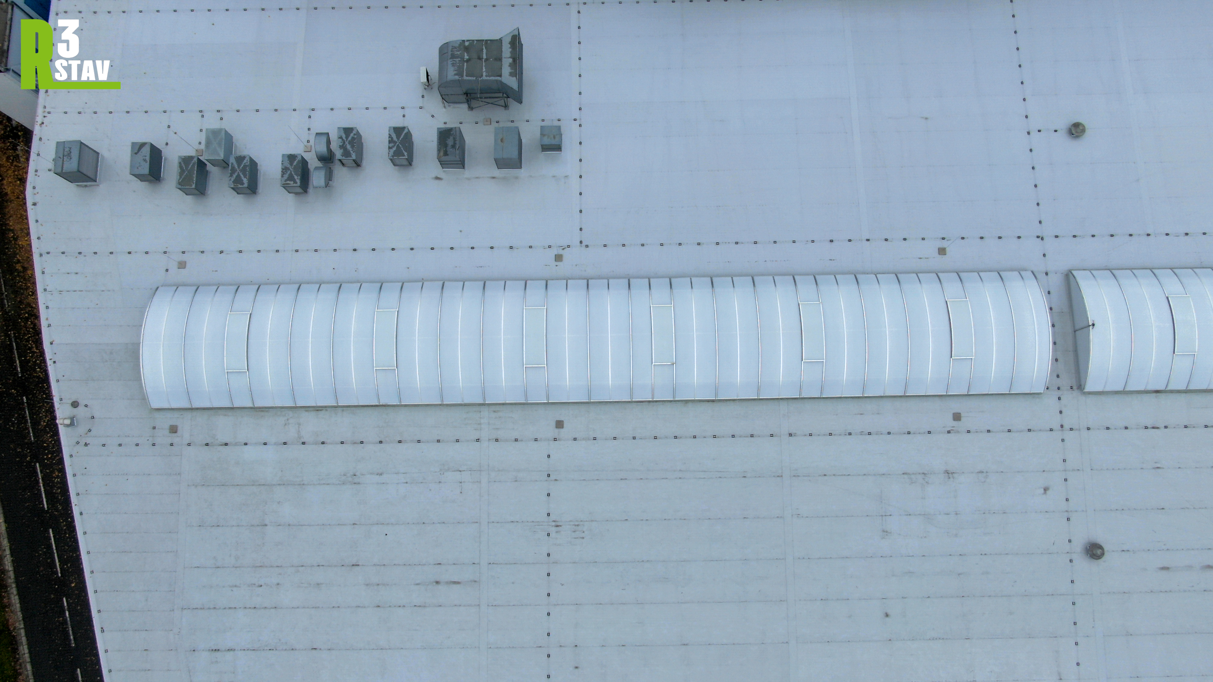 Zateplení a vyrovnání ploché střechy v Jičíně